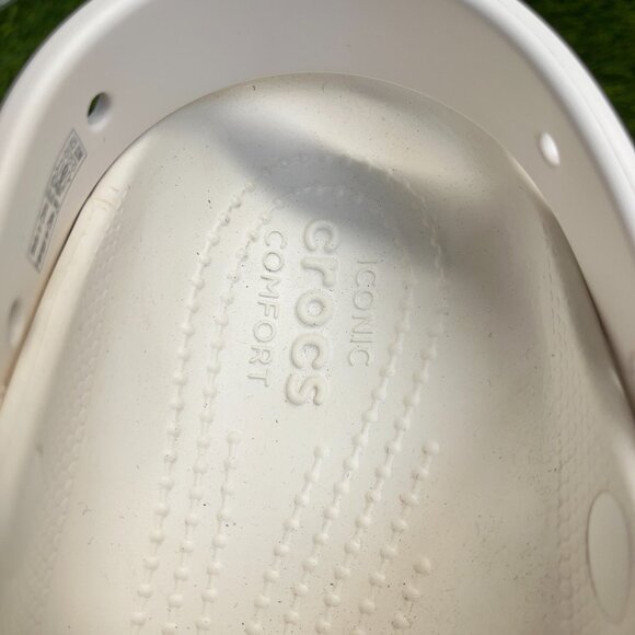 Crocs Classic Crush Clog Mens Size 8 White Beach Walking Outdoor Slip On Sandals main image 5